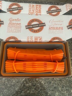 New bad boy Bacon Maker set of 2 with tray